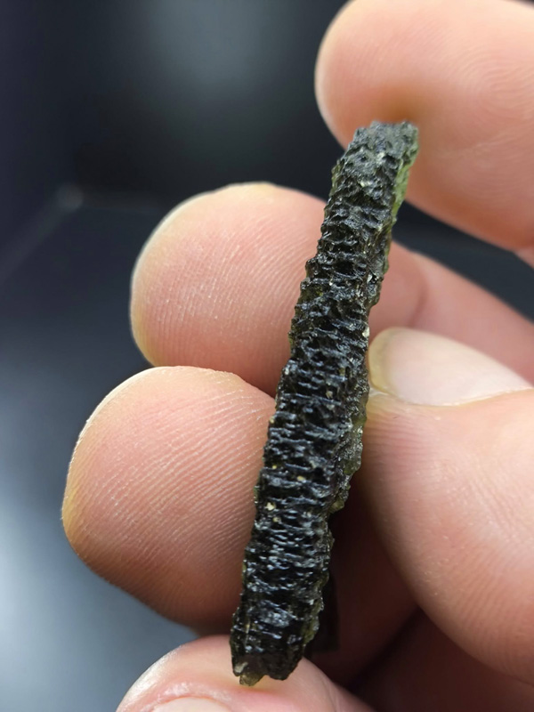 tektite Moldavite (Weltawite; Nesmen las, Czechy)